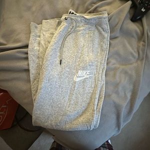 Nike Sweatpants